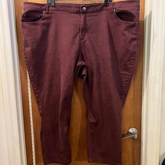 Size 28 - ellos - Maroon/Purple Denim Capri Jeans - W52"/L24" - Picture 1 of 7
